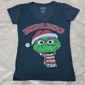 SESAME STREET THE GROUCH "HUM BUG" V-NECK T-SHIRT